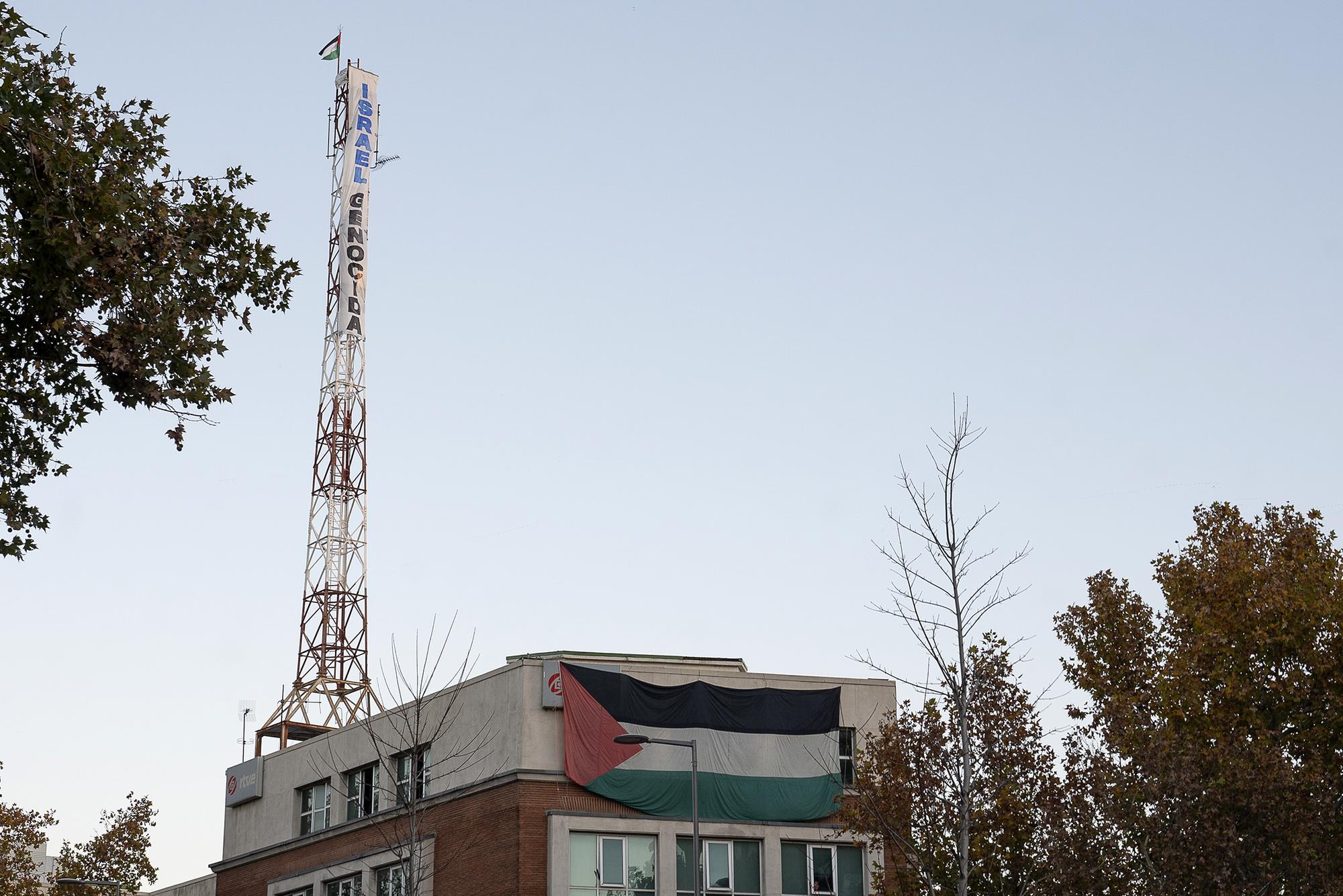 Acción frente a la Embajada de Israel en Madrid este 25 de noviembre de 2023.